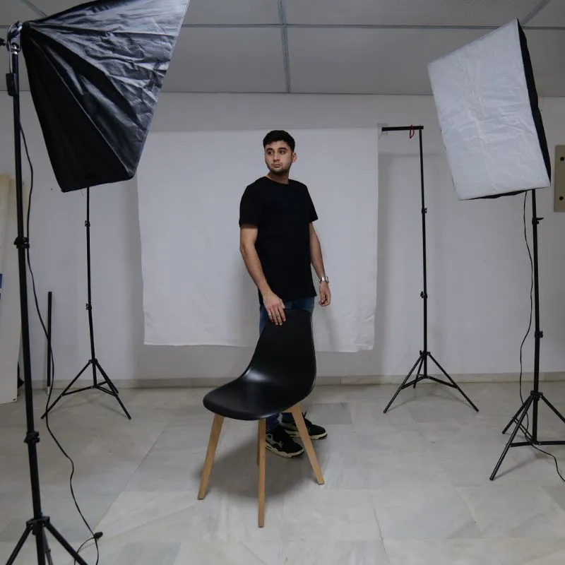 ricardo pantaleon en el estudio de fotos